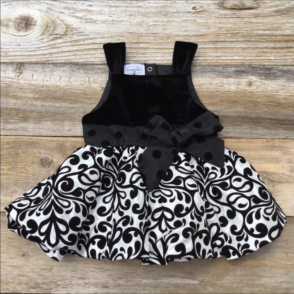 Mud Pie black dress like new size 0-6 Months